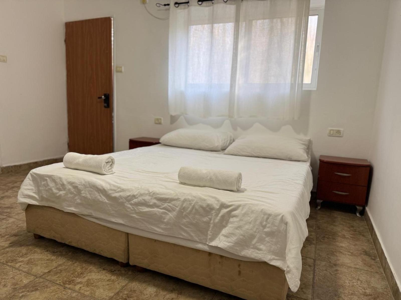 Loren Village Neve Zohar Ngoại thất bức ảnh