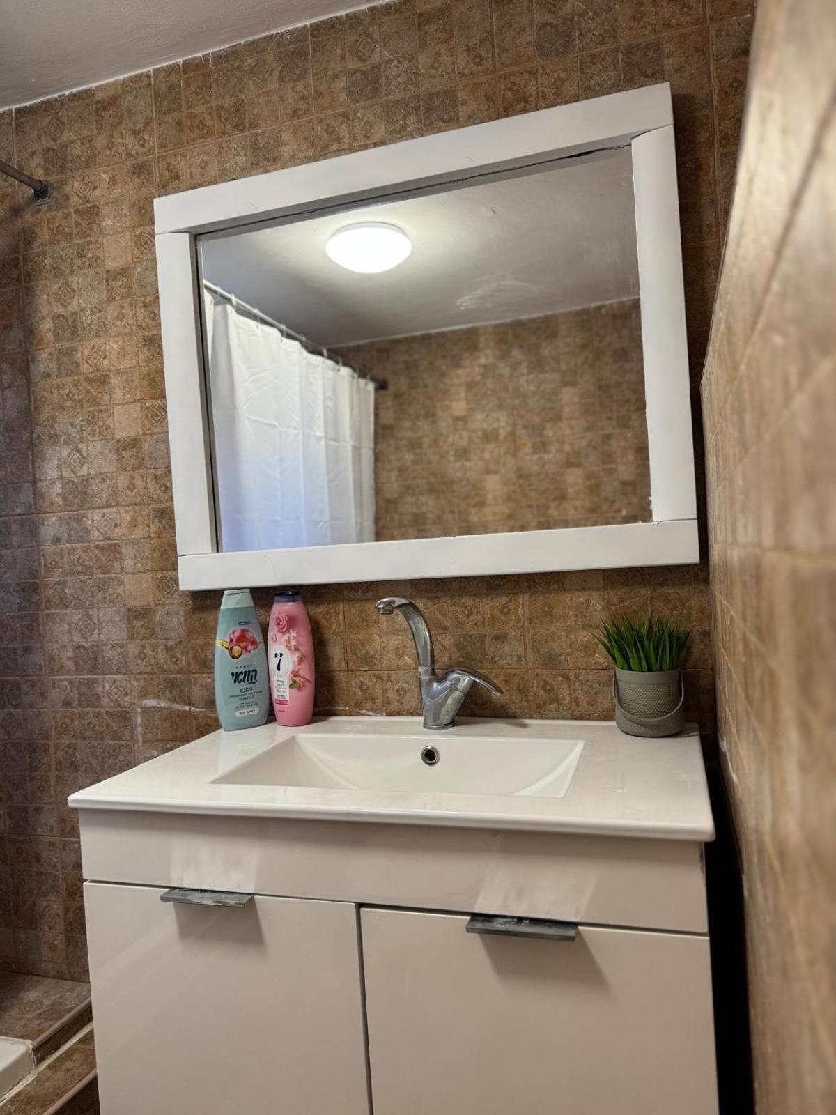 Loren Village Neve Zohar Ngoại thất bức ảnh